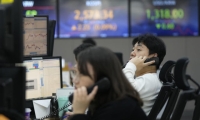 全球单体容量最大的漂浮式海上风电平台从广州拖航出港